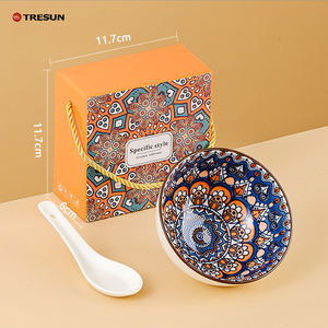 結婚式の記念品 小さな4.5インチの食器 磁器 ボヘミアンスタイル 日本製陶器ボウルセット ギフトボックス スプーン付き - Product Image 1