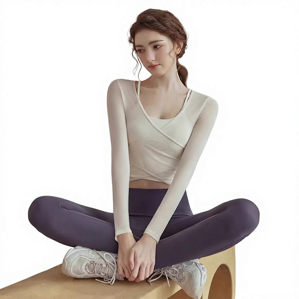 Women's Yoga Suit Spring Chest-Padded Breathable Sports Top Elegant Slimming Blouse Pilates Training Fitness Long Sleeve Nylon