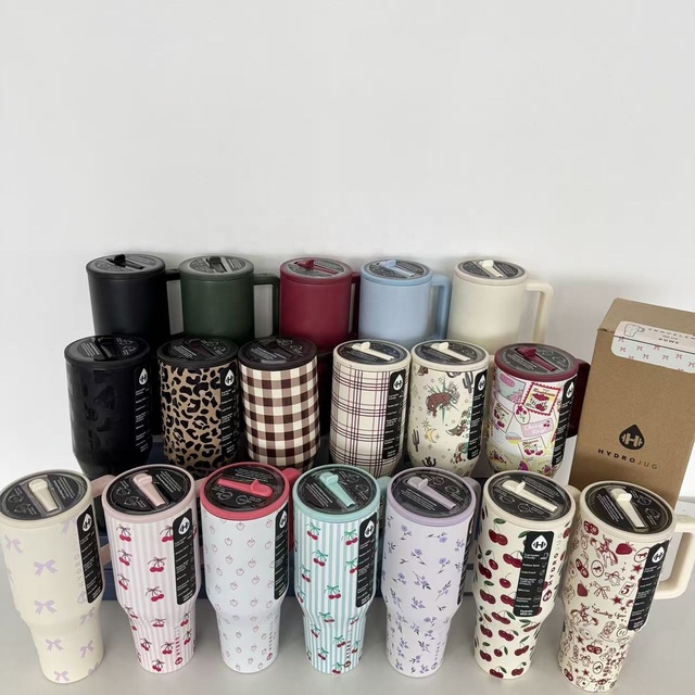 304 Stainless Steel Vacuum Insulated Sports Car Mug Large-Capacity Outdoor Portable Straw Cup 40 oz