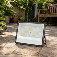 Projecteur LED extérieur étanche IP66 200W en aluminium léger haute luminosité pour entrepôt et jardin