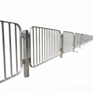 Barrière de circulation Sky Eagle 300 cm en acier galvanisé à chaud avec base, séparateur de voie routière municipale - Product Image 2