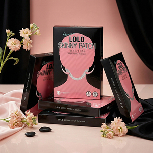 Masque facial liftant LOLOSKINNY Black Edition Lifting V Line, 10 pièces, masque raffermissant pour le menton, pour la réduction du double menton et l'amélioration de l'élasticité - Product Image 1