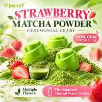 Mélange de poudre de thé vert matcha et de fraises pour la restauration