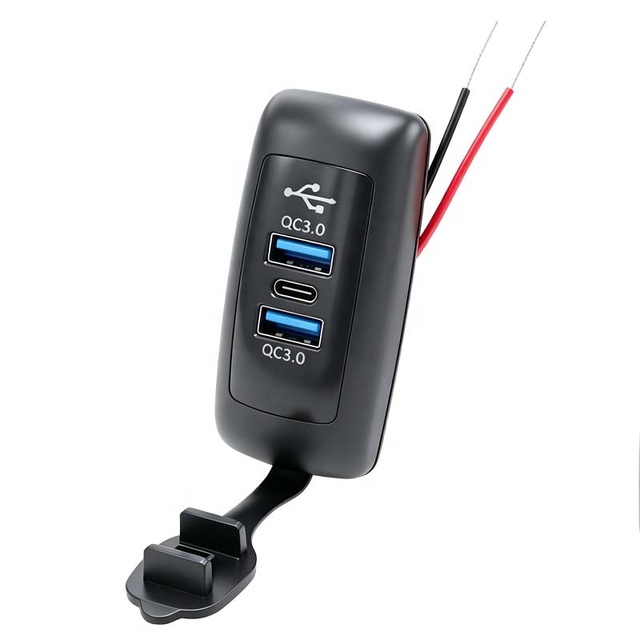 12V-24V Dual USB QC3.0 & PD Fast Charger Socket, IP67 Waterproof Panel Mount Power Outlet for Car/Boat/RV/Truck