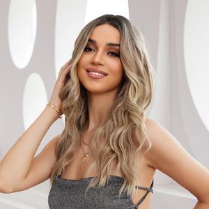 Precio al por mayor de fábrica Peluca de fibra química sintética sin flequillo Peluca Cabello negro ondulado Raíces Cabello artificial marrón claro Suave - Product Image 5