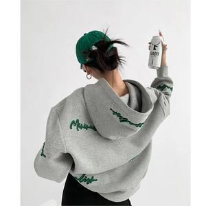 <span class=keywords><strong>Felpa</strong></span> Pullover Oversize da <span class=keywords><strong>Donna</strong></span> con <span class=keywords><strong>Cappuccio</strong></span> e Motivo Personalizzato, Maniche Raglan Invernali Casual, Ricamo Lettere e Tessuto Intrecciato - Product Image 5