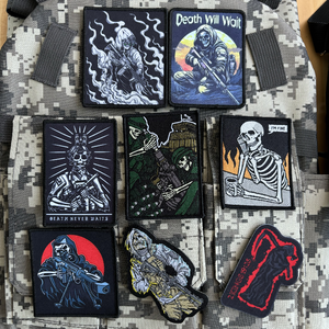 お客様の刺繍パッチフックとループベルクロバッキング完全にステッチされた高品質バッジ高速ターンアラウンド工場 - Product Image 4