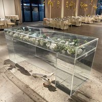 Location d'accessoires pour événements de mariage, mobilier de réception, table à gâteau transparente, table fantôme, table à fleurs en acrylique à vendre