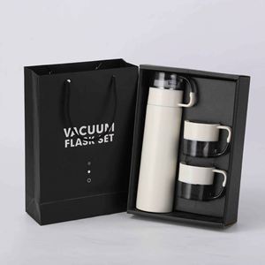 Stainless Steel Eco-Friendly <b>Large</b> Capacity Water Bottle With Sip-Through Lid and Handled <b>Box</b> - Product Image 4