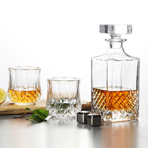 750ml Bouteille en verre pour whisky Vintage sculpté coupe nouveauté verre bouteilles de whisky liqueur Vodka whisky carafe ensemble - Product Image 4
