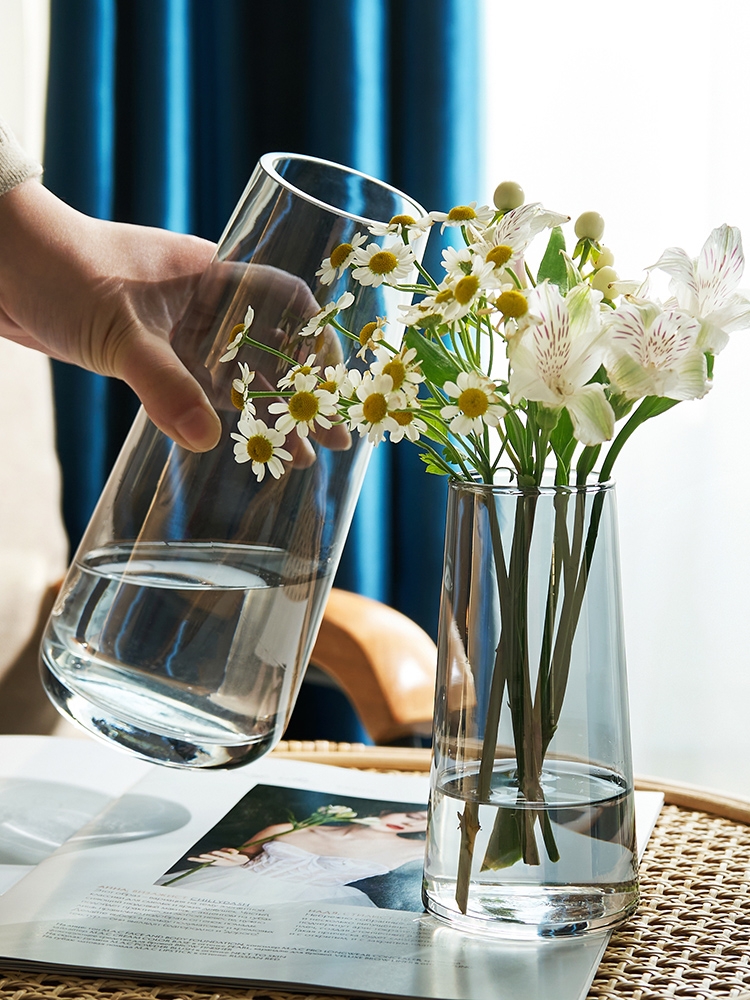 Factory Produced Wholesale Home decor Glass Flower Vase