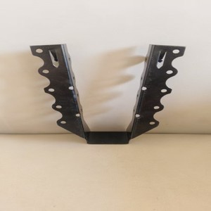 Soporte de Viga de Acero Metálico con Recubrimiento de Polvo Negro Personalizado, Soporte de Viga de Acero en Existencia de Fábrica - Product Image 1