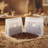 Sachet de café en PE biodégradable personnalisé en gros, avec fenêtre transparente mate, pochette d'emballage alimentaire verticale, fermeture éclair, logo couleur personnalisé
