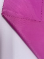 Tissu durable 210T en taffetas rose avec revêtement PU, teinture unie, avec 12000 mm WR, pour poncho/vêtements de pluie/imperméable