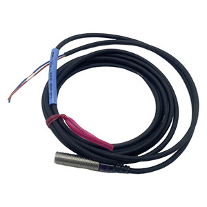 เซ็นเซอร์วัดระยะแบบไม่สัมผัส KEYENCE EV-108M รุ่นป้องกันคลื่นแม่เหล็ก M8 ของแท้ 100% พร้อมการรับประกันหนึ่งปี - Product Image 3