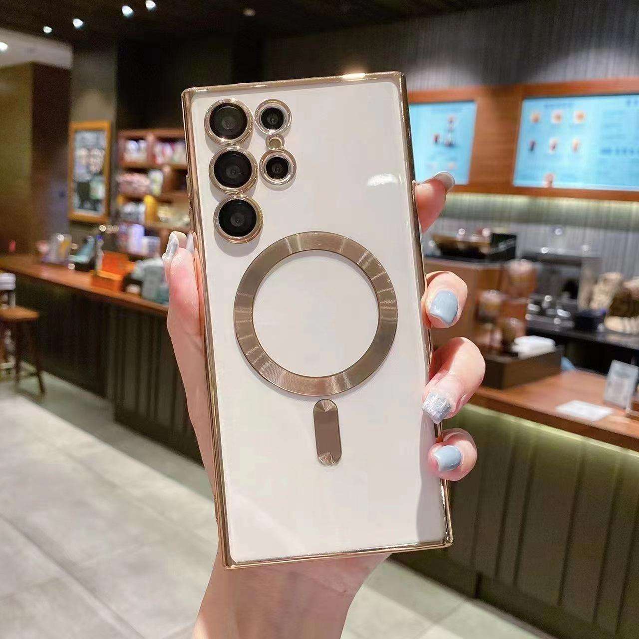 โกลเด้น