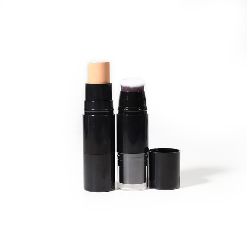4 # LUMIÈRE TAN