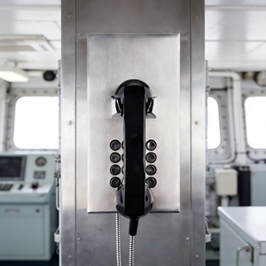 Téléphone VoIP robuste et anti-vandalisme Safecom avec combiné pour prisons, fabricant de téléphones VoIP pour établissements correctionnels - Product Image 5