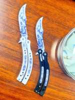 Outils d'entraînement papillon en acier 3Cr13 non tranchant, combinaison pratique de lame pliante en acier et de manche en aluminium pour la survie en camping et la chasse
