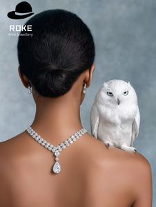 Collier en or 9 carats avec pendentif en forme de poire - Diamants cultivés en laboratoire certifiés IGI DEF |   <span class=keywords><strong>Prix</strong></span> d'usine - Product Image 3