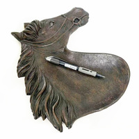 Plateau créatif en résine style antique tête de cheval – Artisanat décoratif pour bureau, bibliothèque, porte-stylo, petit plateau à jouets, ornement décoratif