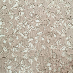 Fábrica De Luxo Água Solúvel Guipure Leite Bordado De Tecido De Renda De Seda Para Casamento Tecido Personalizado 2024 Laço De Flor Macia - Product Image 4