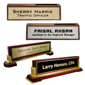 Logotipo personalizado al por mayor estilo europeo Oficina Aula Reunión Escritorio de madera Placas de nombre - Product Image 1