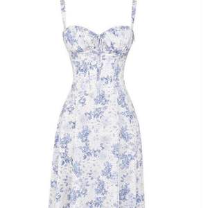 <span class=keywords><strong>Robe</strong></span> mi-longue de style européen américain Site web brésilien indépendant Hot-Selling Low-Cut Sexy Digital Print Casual Dresses - Product Image 2