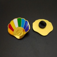 Épingles de revers en alliage de zinc colorées en forme de coquillage émaillé pour événements de club, carnaval, festival de musique, cadeau promotionnel, commande en gros