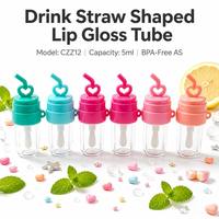 Tube de brillant à lèvres ISMAN personnalisé de 5 ml en forme de paille, applicateur cœur grand format, emballage cosmétique transparent avec porte-clés, vente en gros