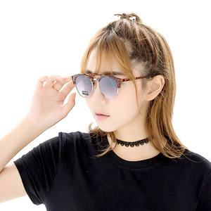 Lunettes de soleil de marque V, modèle 3007, verres PC UV400, monture tendance pour femme, lunettes de conduite - Product Image 4