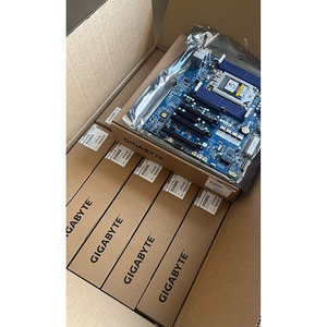 กิกะไบต์ MZ01-CE1 เมนบอร์ดเซิร์ฟเวอร์ซ็อกเก็ตเดี่ยว SP3 AMD 7002 7003 DDR4 ATX เมนบอร์ด - Product Image 2