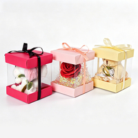 Boîte cadeau pliable avec fenêtre transparente en PVC, boîte à gâteau avec mini ruban coloré, emballage en carton 300 g/m², fabricant en gros