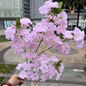 Ramas de <span class=keywords><strong>flores</strong></span> de cerezo blancas de seda artificiales al por mayor para <span class=keywords><strong>flores</strong></span> de <span class=keywords><strong>centro</strong></span> de boda - Product Image 3