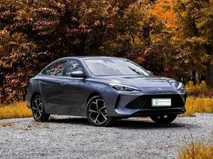 Ruwei I5 <span class=keywords><strong>2023</strong></span>, el Más Vendido en China, Sedán Compacto de Edición de Lujo con Motor de 1.5L y Transmisión Manual, <span class=keywords><strong>Precio</strong></span> Accesible, Buena <span class=keywords><strong>Calidad</strong></span>, Hecho en China - Product Image 1