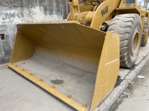 Retroexcavadora de ruedas Caterpillar CAT 966F de segunda mano, carga nominal de 23 toneladas, motor de bajas horas 416E 420F 430F 140H 140K 140M2 140G - Product Image 4