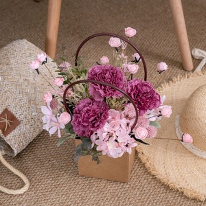 Erika Mori - Juego de Cestas de Flores Artificiales, Ramo de Claveles Rosas para Boda, Decoración de Pared CF01470 - Product Image 1