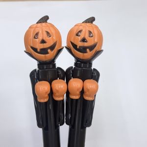 Stylos gel <span class=keywords><strong>3D</strong></span> personnalisés mignons tête de squelette citrouille d'Halloween pour enfants stylet stylo à bille promotionnel - Product Image 5