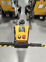 Machine à tailler le sol à vitesse variable 2,2 kW CH-32, 300-1500 tr/min, traitement des surfaces en béton