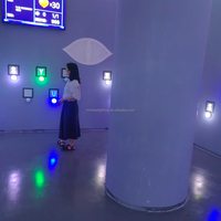 Pelacakan dalam ruangan sewa komersial bahan ABS Escape Activate tersembunyi mata Iblis LED lampu hijau merah disesuaikan Basket Hoop Arena