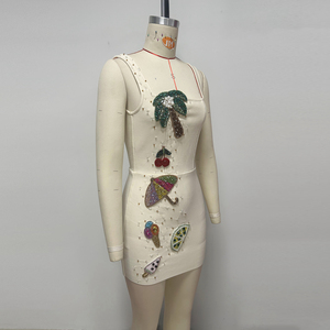Fabricante de Vestidos Bandage com Design Personalizado, Bordados à Mão com Miçangas, Apliques 3D de Frutas e Coqueiros, Vestidos Mini Bodycon para Festa - Product Image 3