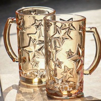 Tasse en verre personnalisée créative pour bar à bière tasse à bière en verre ambré tasse à bière en verre avec poignée