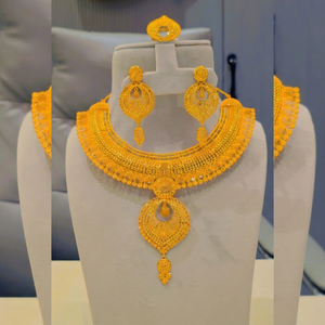 AWAIS HOUSE ชุดสร้อยคอ/กำไลข้อมือเพชรสำหรับผู้หญิง ของขวัญวันครบรอบแต่งงาน ชุดเครื่องประดับทองชุบ 6 กรัม - Product Image 1