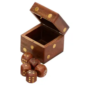 现代木骰子配件收纳盒小配件展示收纳盒木制方形骰子盒带5个可爱骰子