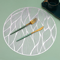 Décor de Table ajouré métal or chargeur assiettes tapis vinyle feuille tissée PVC napperons pour réception de mariage de vacances