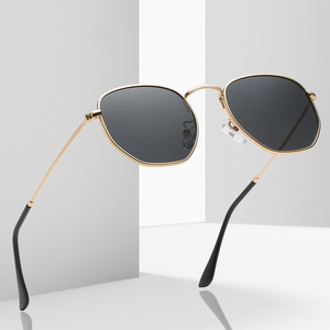 <span class=keywords><strong>Gafas</strong></span> de Sol Redondas con Marco Metálico 2026, Protección UV400, Estilo Vintage para Hombre, Polarizadas, Tipo Piloto - Product Image 1