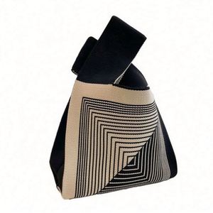Fashion <b>Cute</b> Knitted Handbag Casual Women Knot Wrist Knitted Tote Bag Mini <b>Purse</b> - Product Image 3