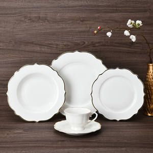 Service de table unique en or avec bordure dorée, vaisselle en céramique peinte à la main avec des tasses en porcelaine à couleur sous-glaçure durable, ensemble de dîner - Product Image 2