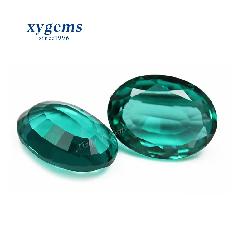 Vidro de cristal sintético esmeralda verde oval forma pagode