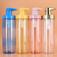 Bouteille de shampoing à épaule ronde de 500ml en plastique PET personnalisée de luxe avec pompe à ruban doré Design coloré pour shampooing et nettoyant pour le corps